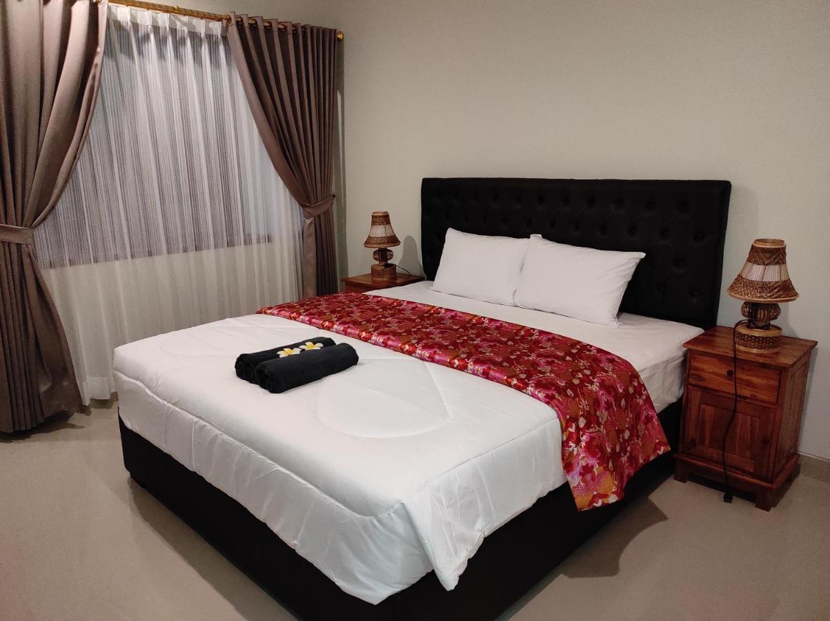 Hotel Kubu Di-Kayla'S Sanur Esterno foto