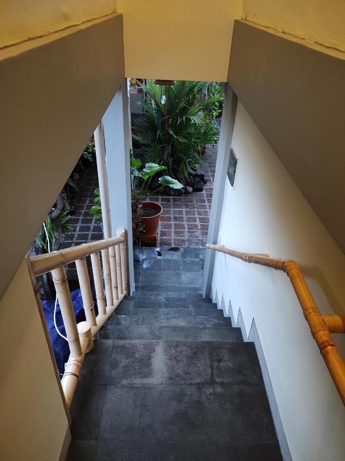 Hotel Kubu Di-Kayla'S Sanur Esterno foto