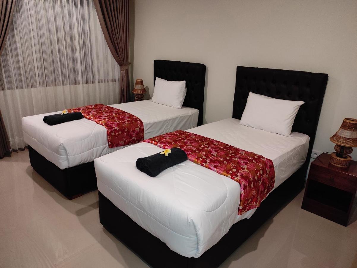 Hotel Kubu Di-Kayla'S Sanur Esterno foto