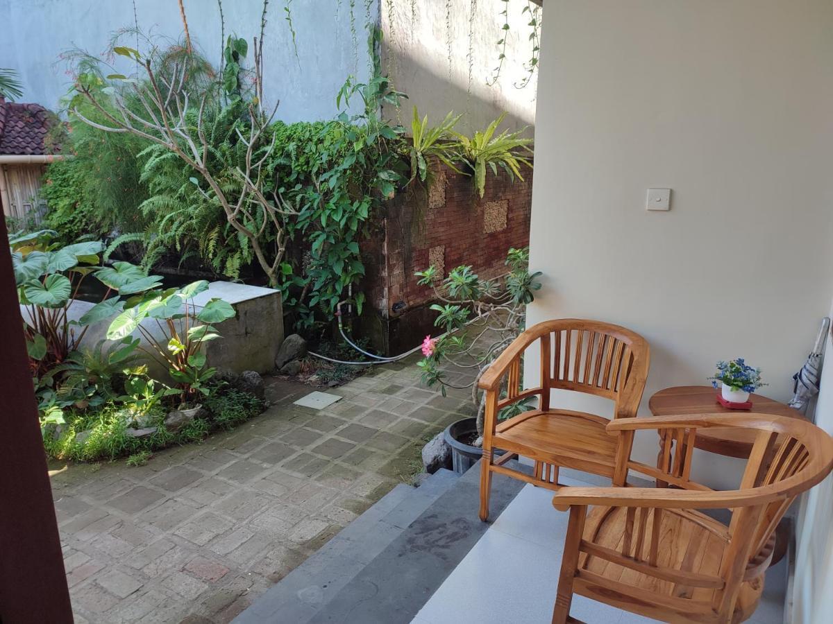 Hotel Kubu Di-Kayla'S Sanur Esterno foto