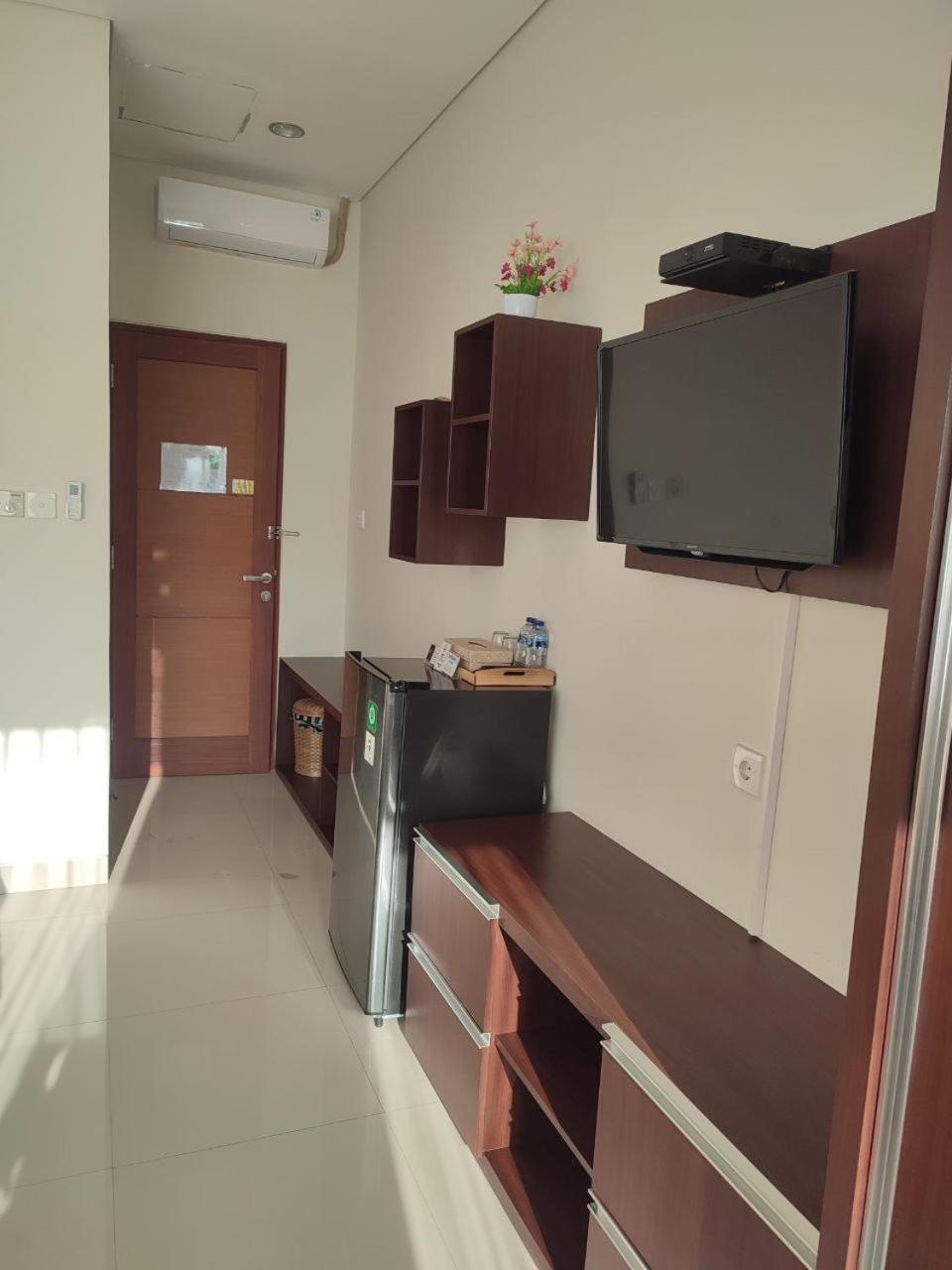 Hotel Kubu Di-Kayla'S Sanur Esterno foto