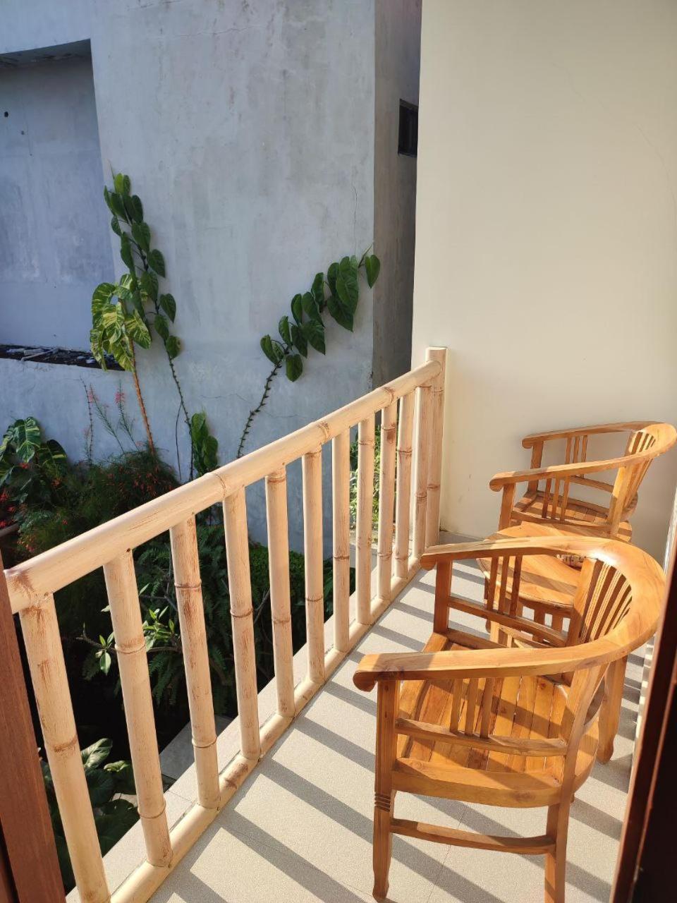 Hotel Kubu Di-Kayla'S Sanur Esterno foto